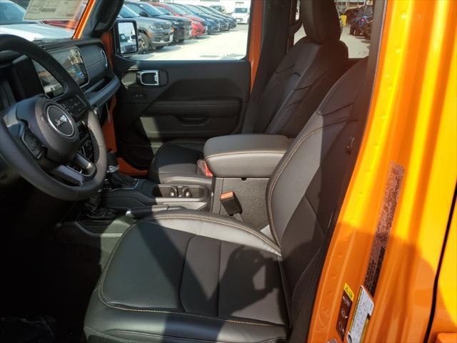 new 2025 Jeep Gladiator car, priced at $42,702
