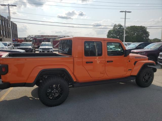 new 2025 Jeep Gladiator car, priced at $42,702