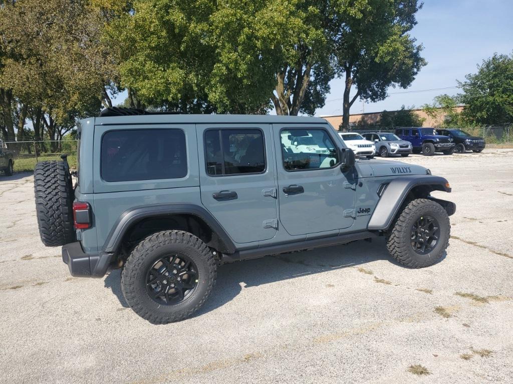 new 2025 Jeep Wrangler car, priced at $52,112