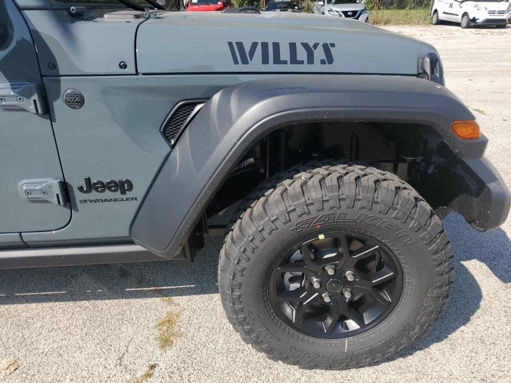 new 2025 Jeep Wrangler car, priced at $52,112