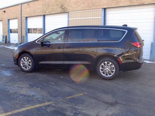 new 2025 Chrysler Pacifica car, priced at $44,140