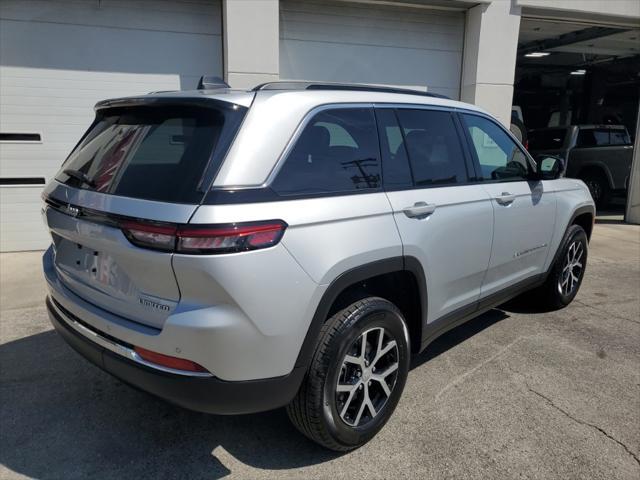 new 2025 Jeep Grand Cherokee car, priced at $40,956