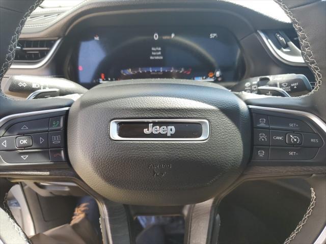 new 2025 Jeep Grand Cherokee car, priced at $40,956