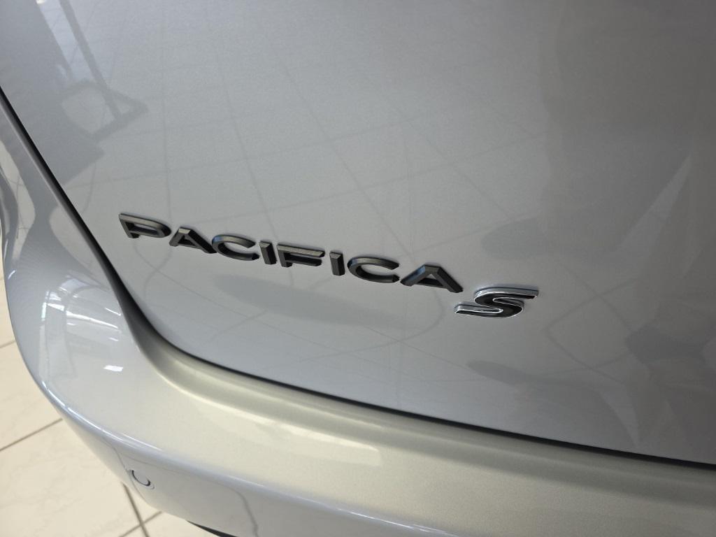 new 2026 Chrysler Pacifica car, priced at $47,161