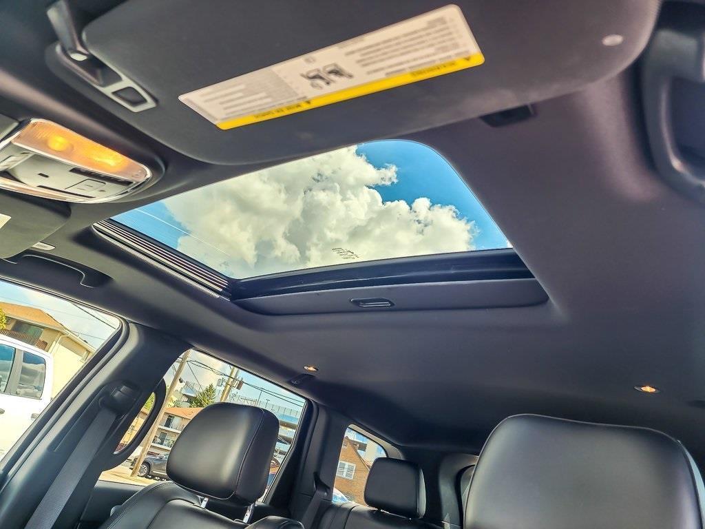 used 2022 Jeep Grand Cherokee car, priced at $29,938