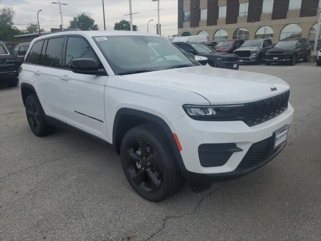 new 2025 Jeep Grand Cherokee car, priced at $39,302