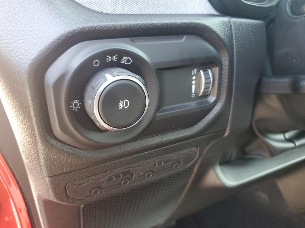 new 2025 Jeep Wrangler car, priced at $36,688