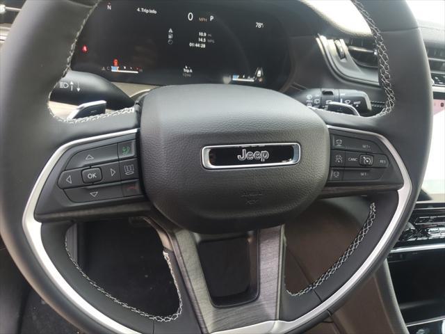new 2025 Jeep Grand Cherokee car, priced at $41,256