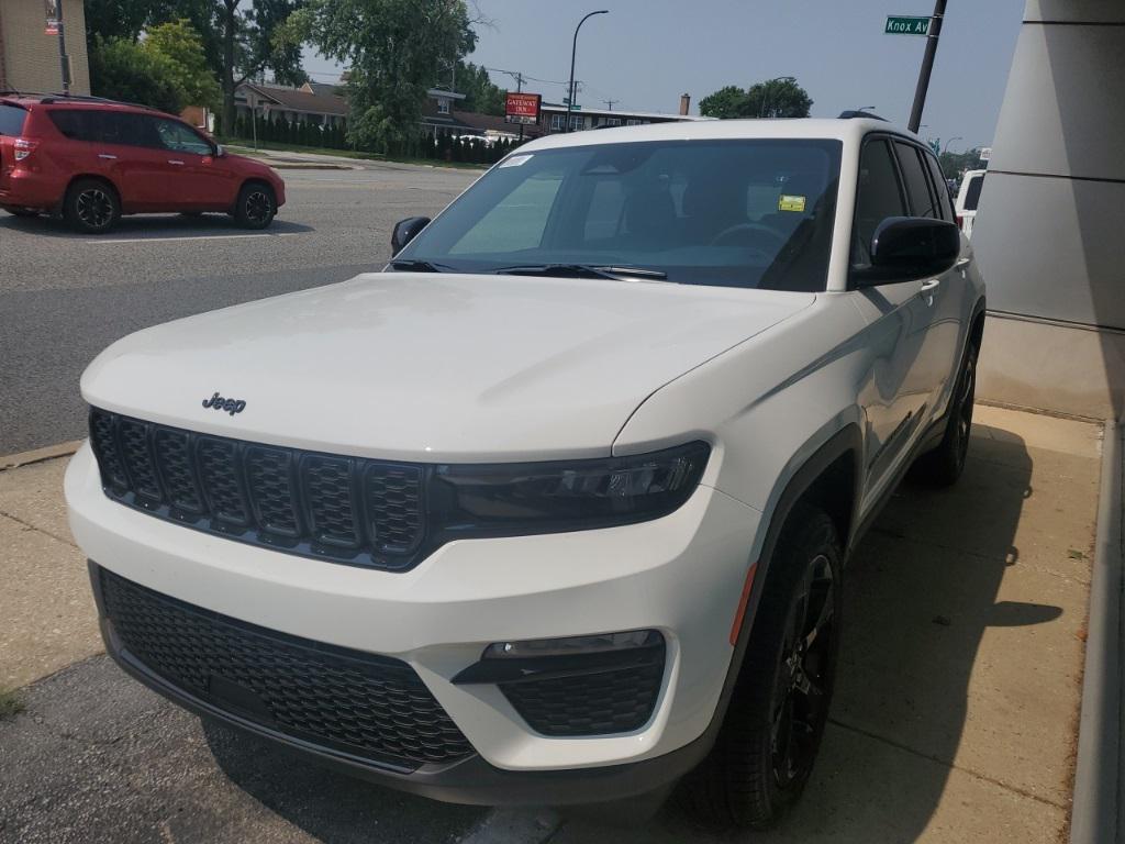 new 2025 Jeep Grand Cherokee car, priced at $42,819