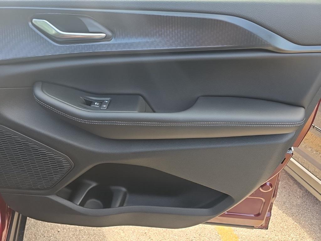 new 2025 Jeep Grand Cherokee car, priced at $45,842