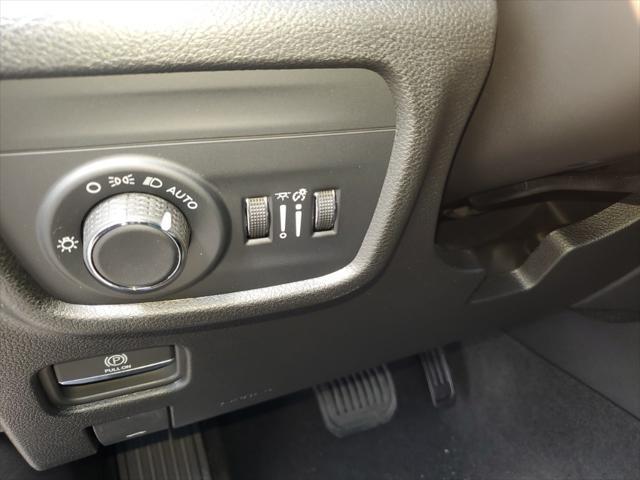 new 2025 Jeep Grand Cherokee car, priced at $35,060