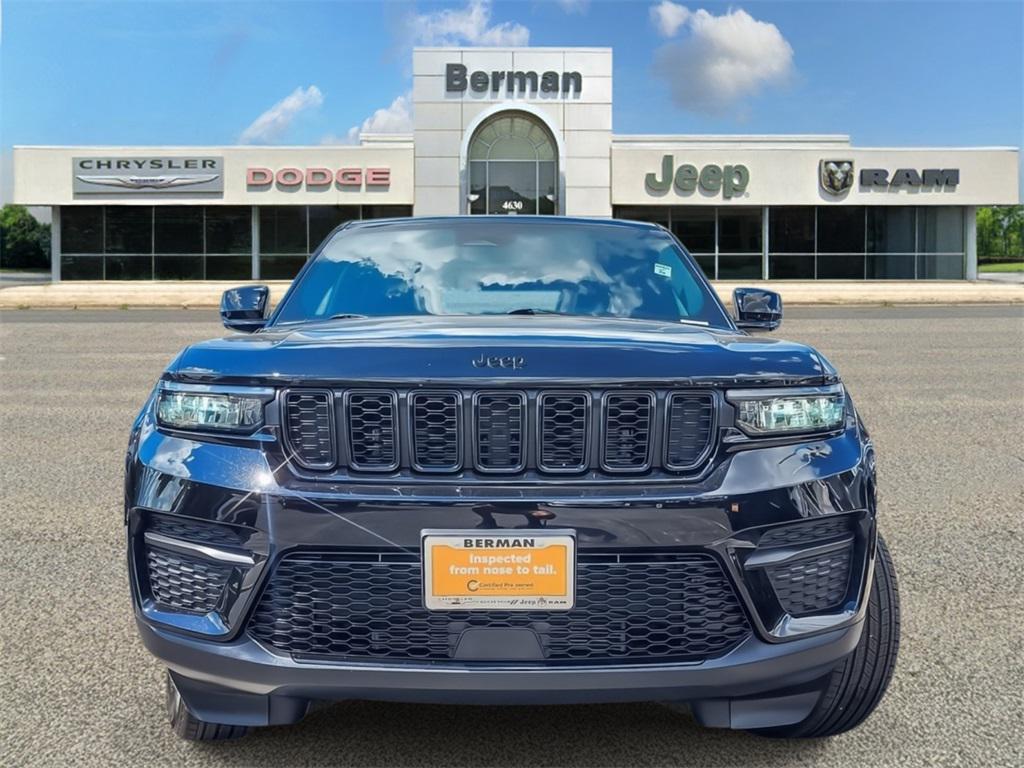 used 2024 Jeep Grand Cherokee car, priced at $37,068