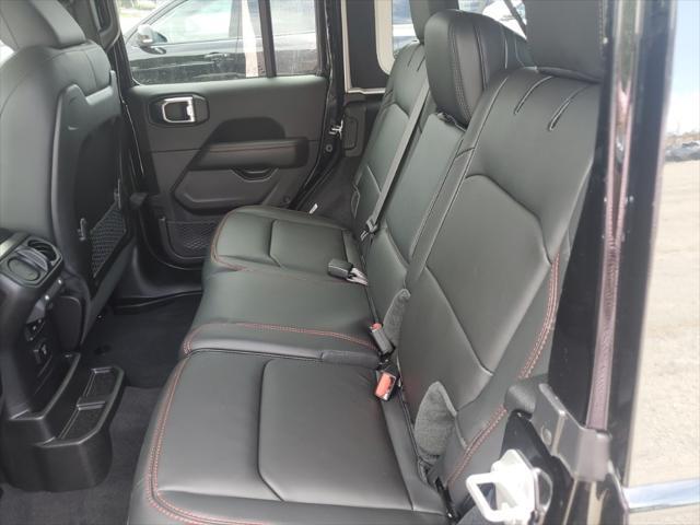 new 2025 Jeep Wrangler car, priced at $59,662