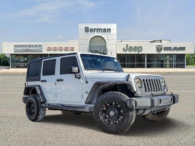 used 2015 Jeep Wrangler Unlimited car, priced at $14,900