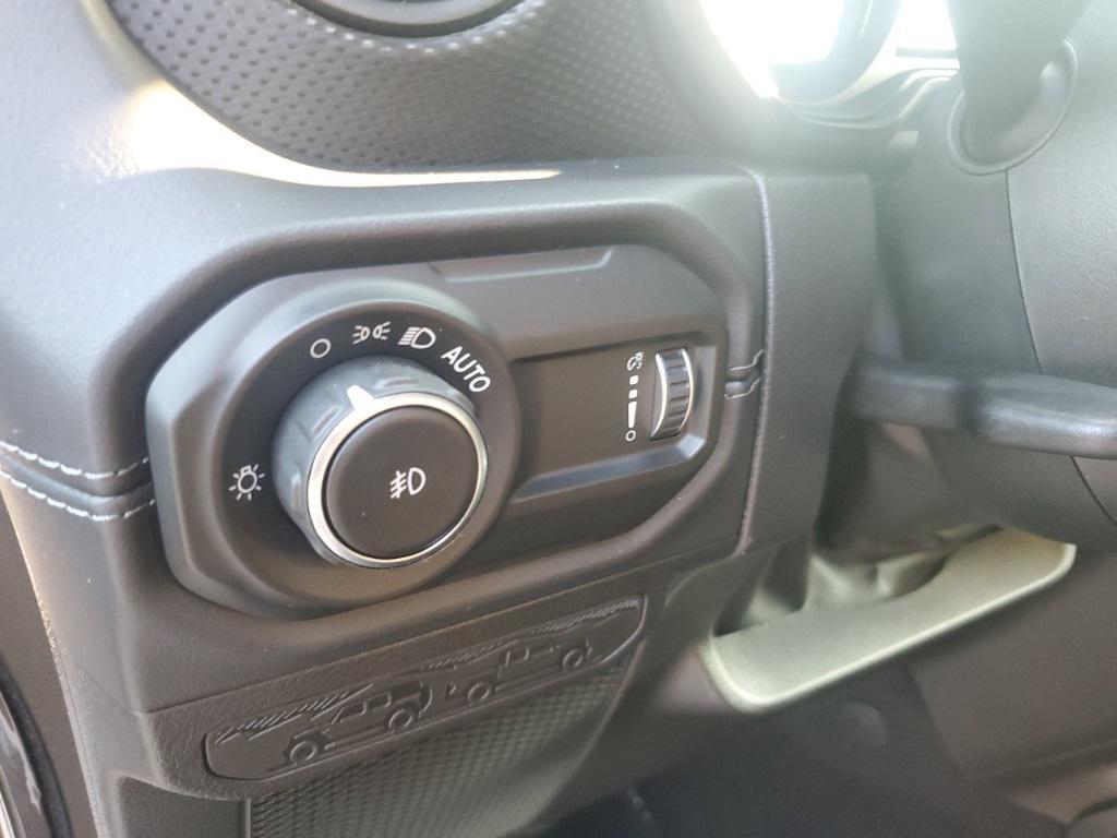 new 2025 Jeep Wrangler car, priced at $62,326