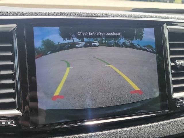 used 2023 Chrysler Pacifica car, priced at $23,018