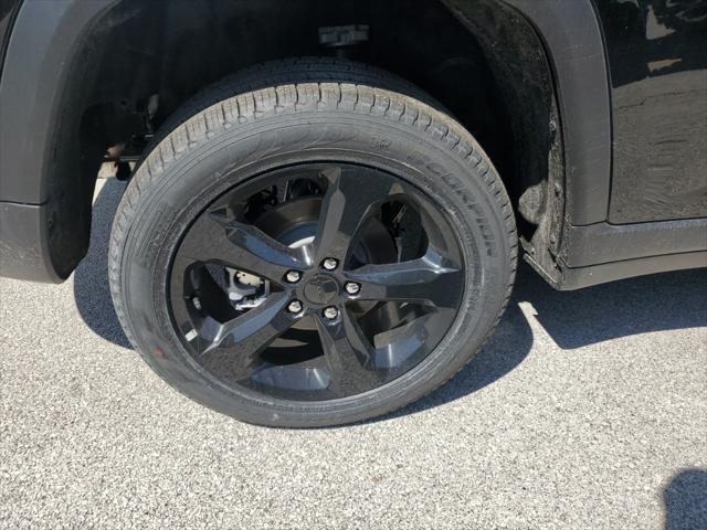 new 2025 Jeep Grand Cherokee car, priced at $42,154