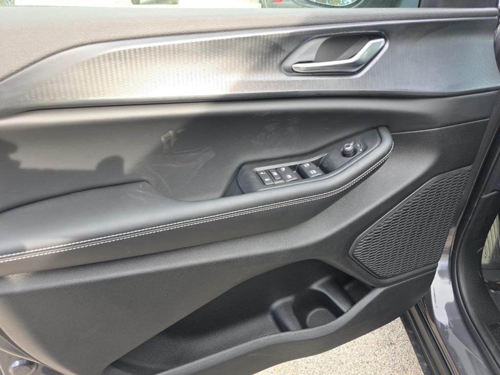 new 2025 Jeep Grand Cherokee car, priced at $41,420