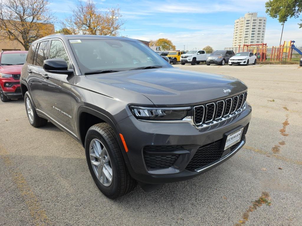 new 2025 Jeep Grand Cherokee car, priced at $41,420