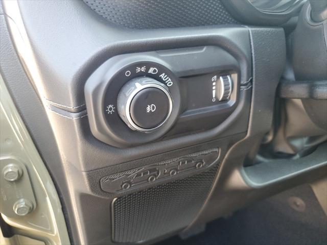 new 2025 Jeep Wrangler car, priced at $59,577
