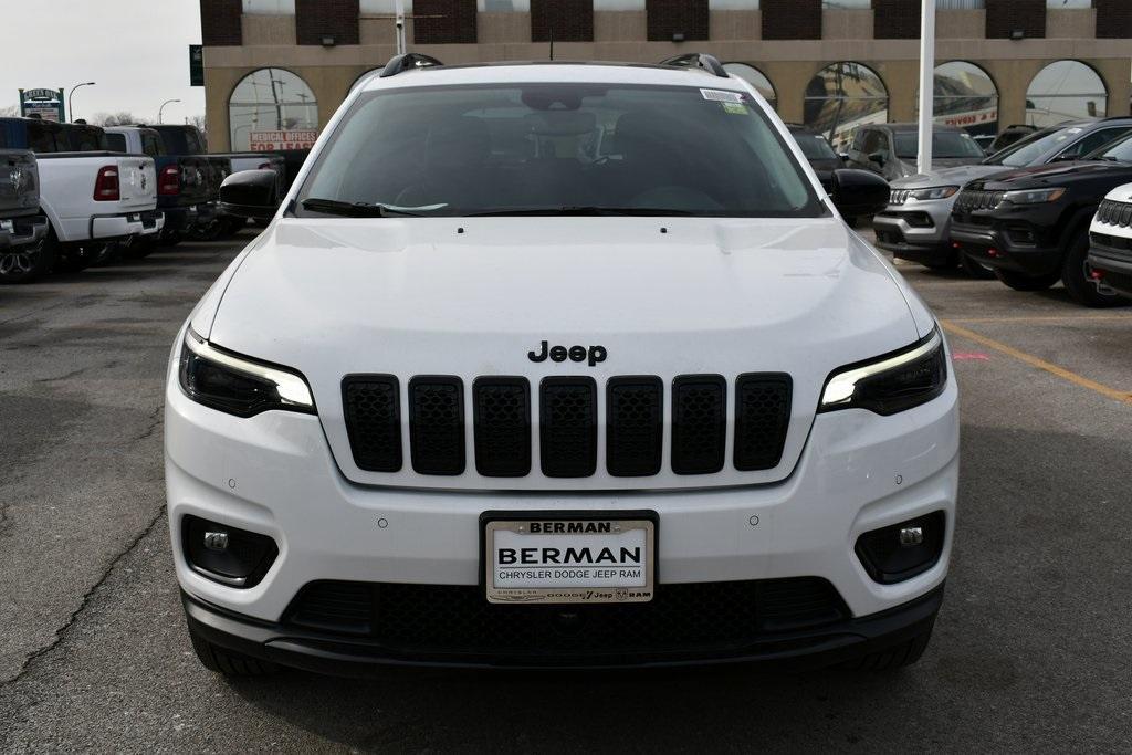 new 2023 Jeep Cherokee car, priced at $38,090