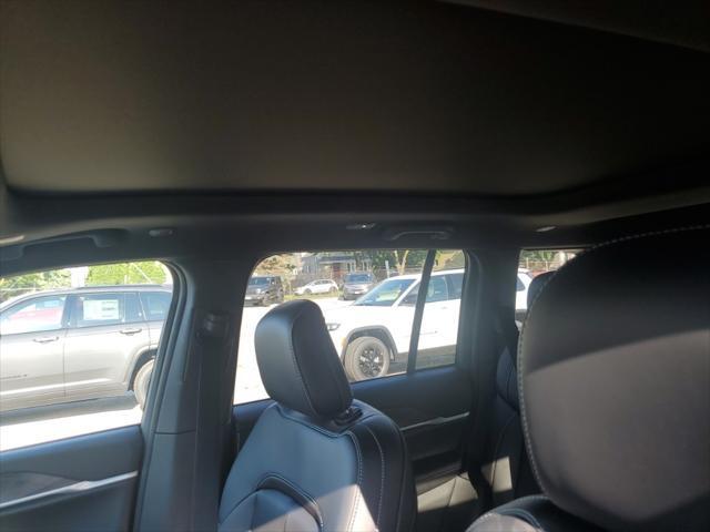 new 2025 Jeep Grand Cherokee car, priced at $44,105