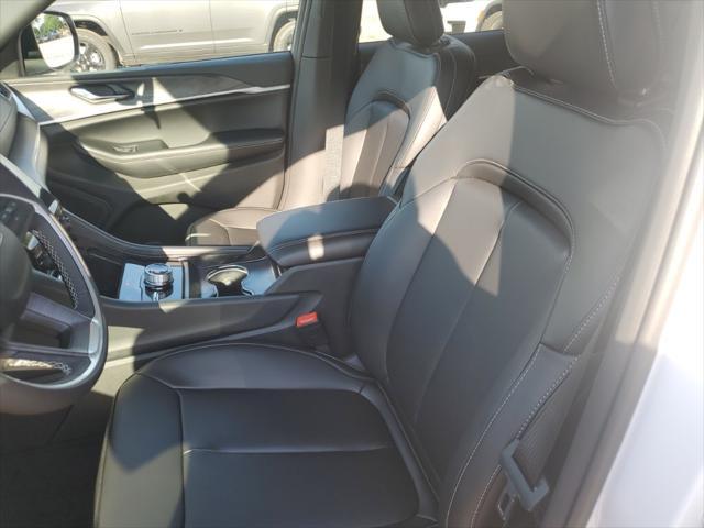 new 2025 Jeep Grand Cherokee car, priced at $44,105