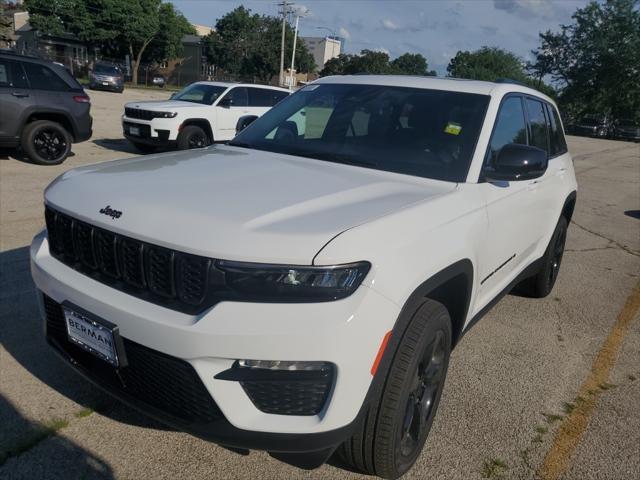 new 2025 Jeep Grand Cherokee car, priced at $44,105