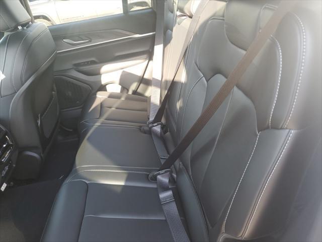 new 2025 Jeep Grand Cherokee car, priced at $44,105