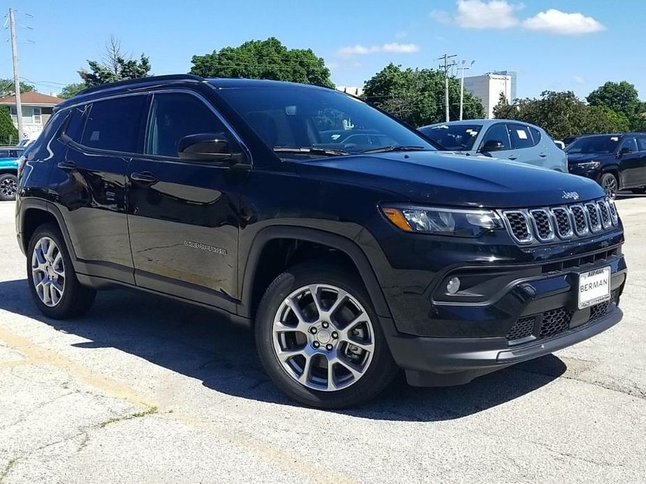 new 2024 Jeep Compass car, priced at $28,336