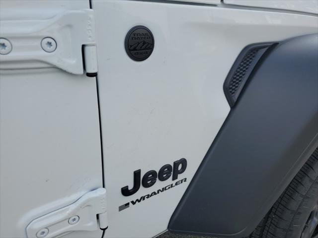 new 2025 Jeep Wrangler car, priced at $37,467