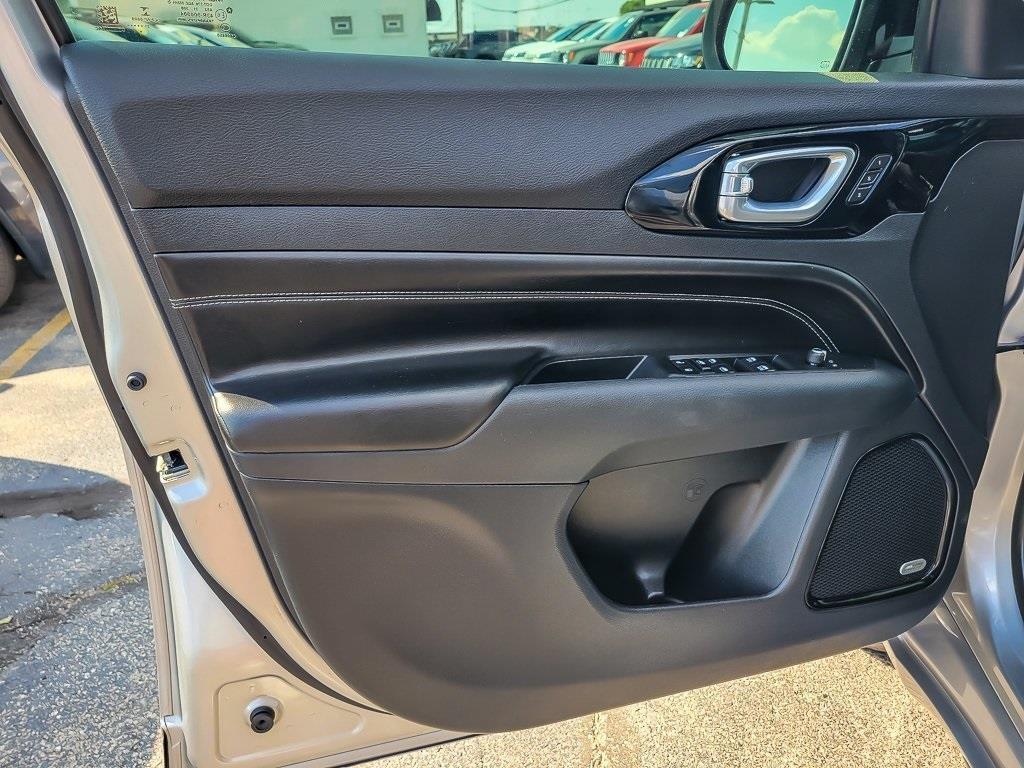 used 2022 Jeep Compass car, priced at $26,790
