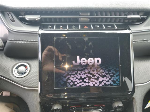 new 2025 Jeep Grand Cherokee car, priced at $35,060
