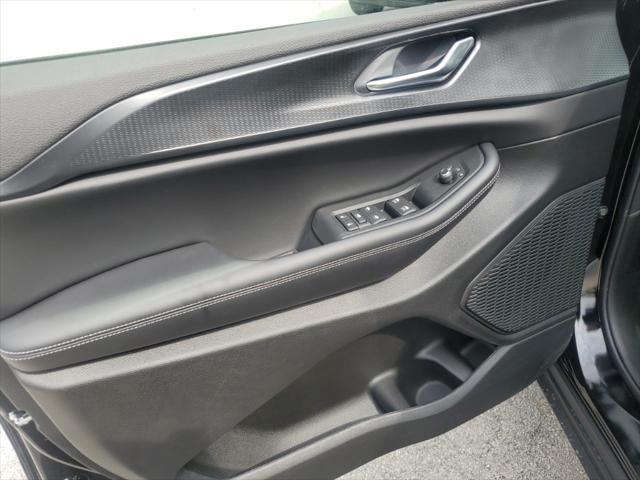 new 2025 Jeep Grand Cherokee car, priced at $45,956
