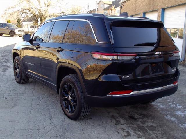 used 2022 Jeep Grand Cherokee car, priced at $33,470