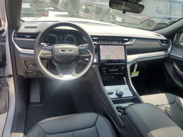 new 2025 Jeep Grand Cherokee car, priced at $46,044