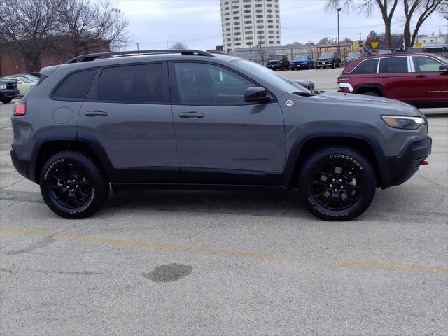 used 2022 Jeep Cherokee car, priced at $24,999