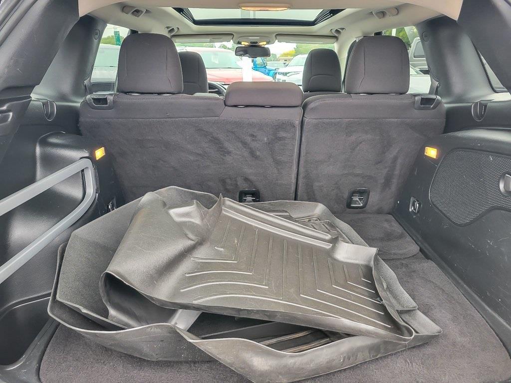 used 2016 Jeep Cherokee car, priced at $9,997