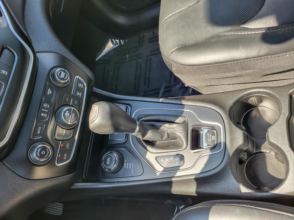 used 2021 Jeep Cherokee car, priced at $20,251