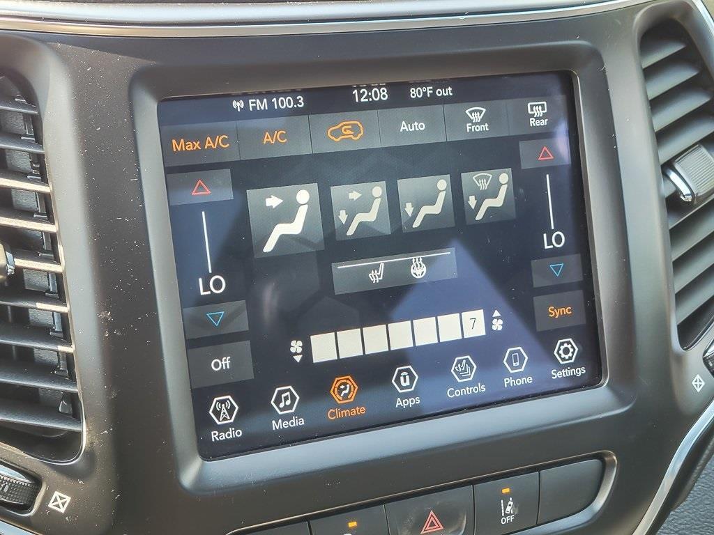 used 2021 Jeep Cherokee car, priced at $20,251