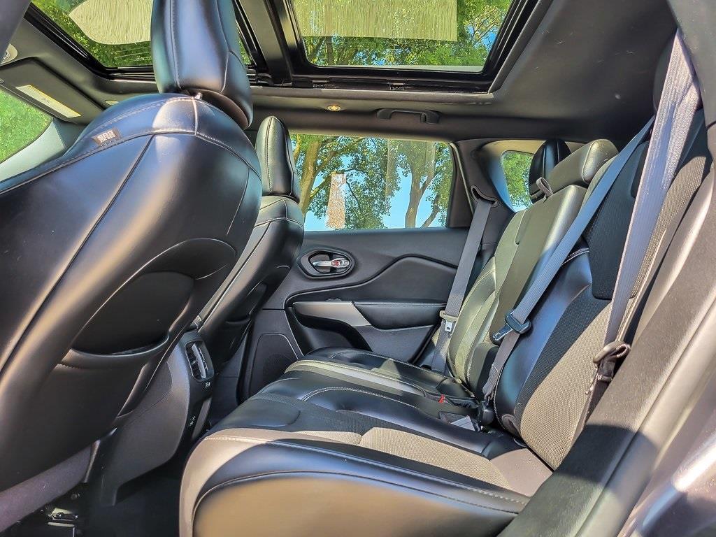used 2021 Jeep Cherokee car, priced at $20,251