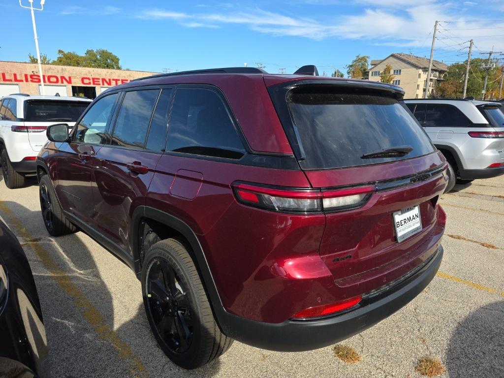 new 2025 Jeep Grand Cherokee car, priced at $45,842