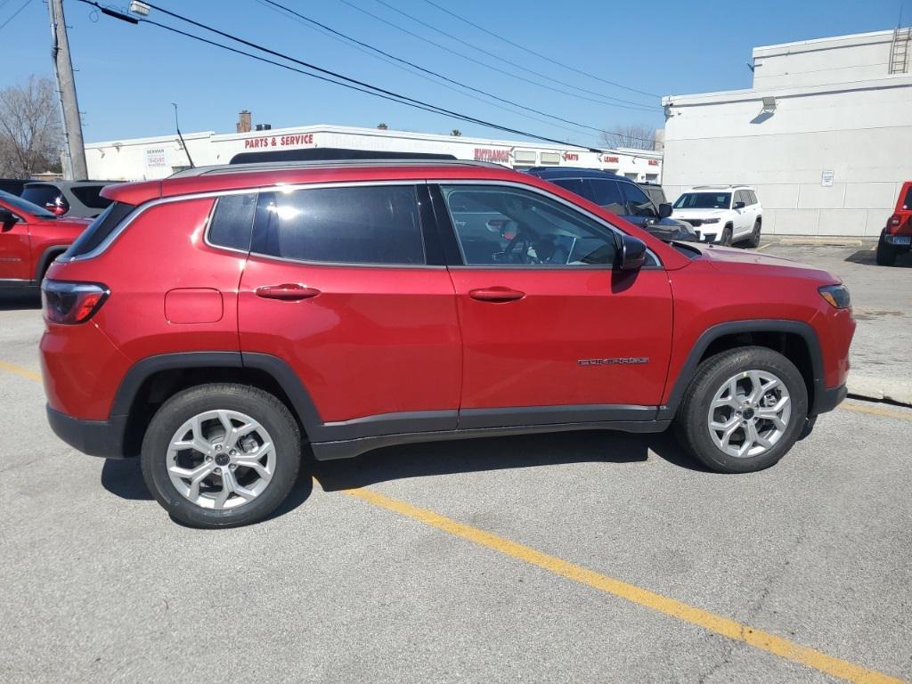 new 2025 Jeep Compass car, priced at $25,527