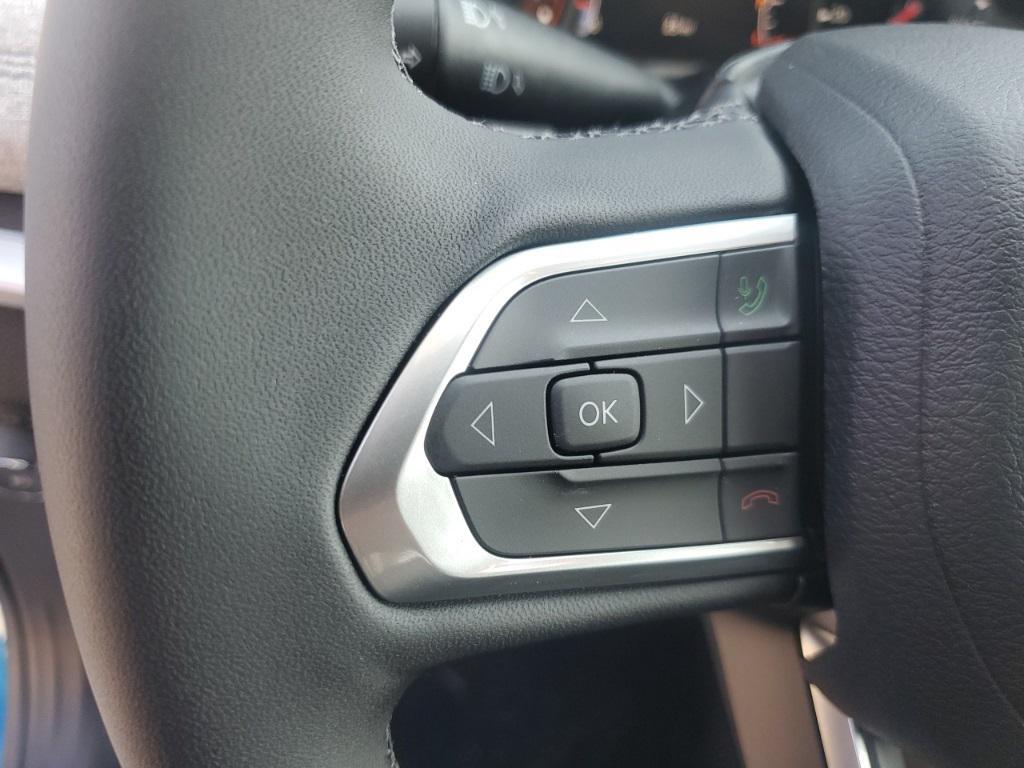 new 2025 Jeep Compass car, priced at $25,684