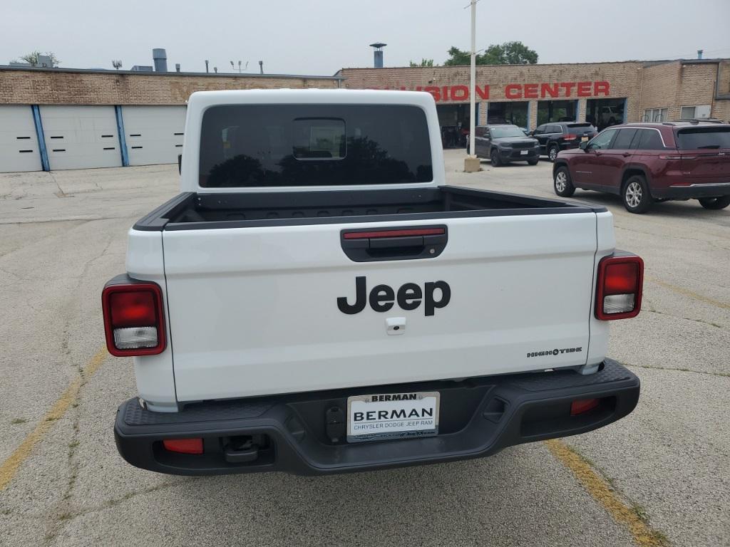new 2025 Jeep Gladiator car, priced at $42,148