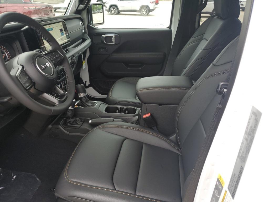 new 2025 Jeep Gladiator car, priced at $42,148