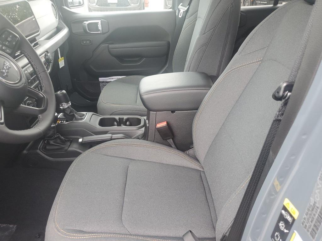 new 2025 Jeep Wrangler car, priced at $48,145