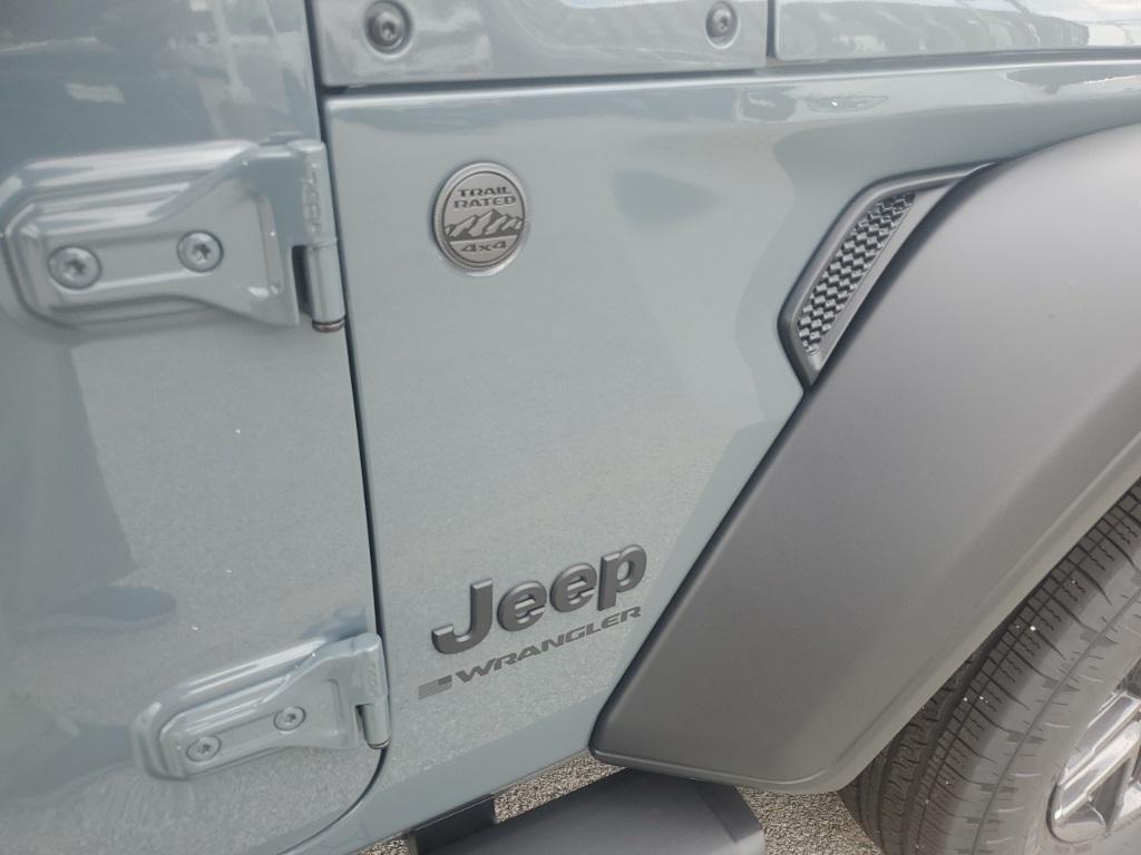 new 2025 Jeep Wrangler car, priced at $48,145