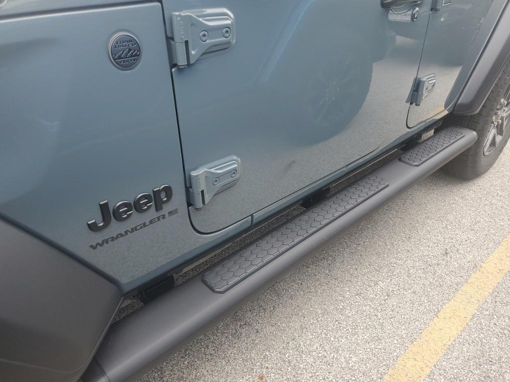 new 2025 Jeep Wrangler car, priced at $48,145