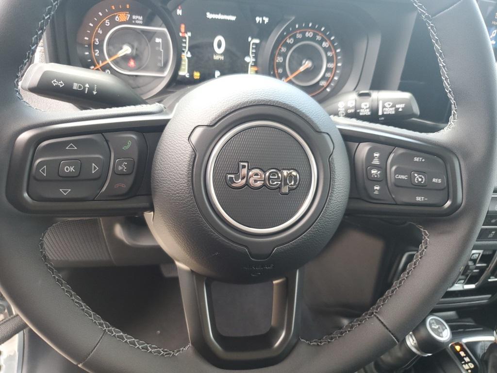 new 2025 Jeep Wrangler car, priced at $43,191